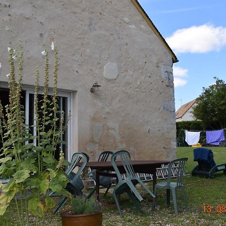Au Calme Bed & Breakfast Houssay  Eksteriør bilde