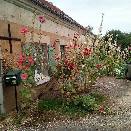 Au Calme Bed & Breakfast Houssay  Eksteriør bilde